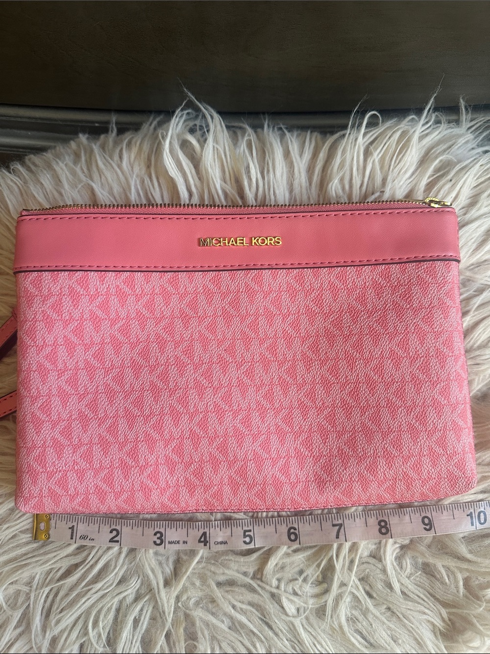 Michael Kors Pink Monogram Crossbody with Gold Hardware - Picture 9 of 9